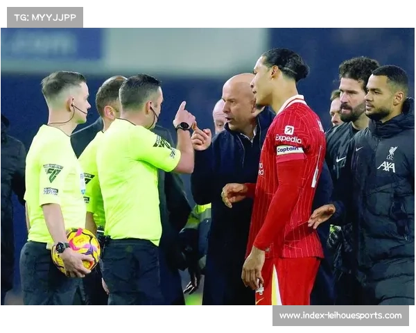 利兹联1-0绝杀埃弗顿 塔科夫斯基手球判罚引发主帅愤怒反应 利兹联1-0绝杀埃弗顿 塔科夫斯基手球判罚引发主帅愤怒反应